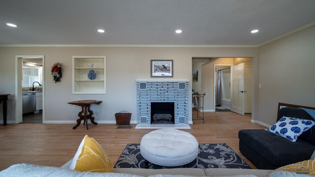 814 ST FRANCIS, Rapid City, SD 57701