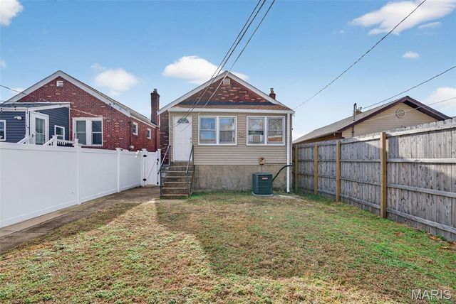 4827 Miami Street, St Louis, MO 63116