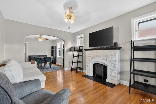 4827 Miami Street, St Louis, MO 63116