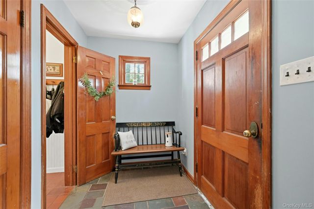 16 Brian Court, Northport, NY 11768