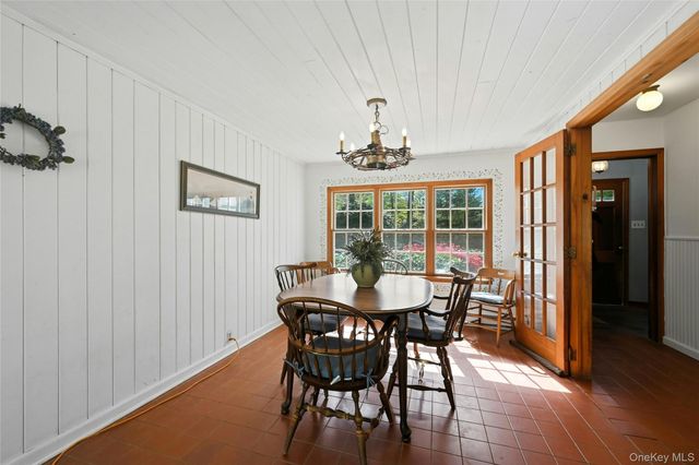 16 Brian Court, Northport, NY 11768