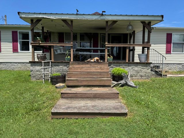 75 J D B Road, Russell Springs, KY 42642