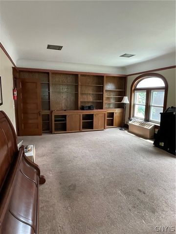 702 Danforth Street, Syracuse, NY 13208