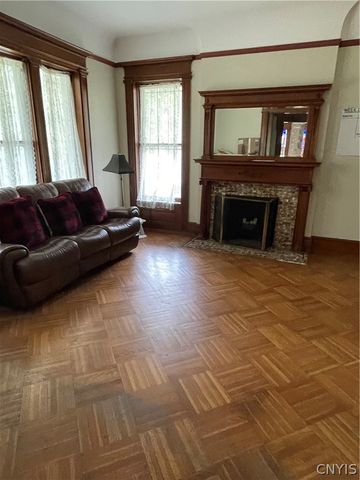 702 Danforth Street, Syracuse, NY 13208