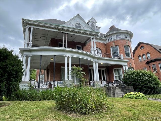 702 Danforth Street, Syracuse, NY 13208