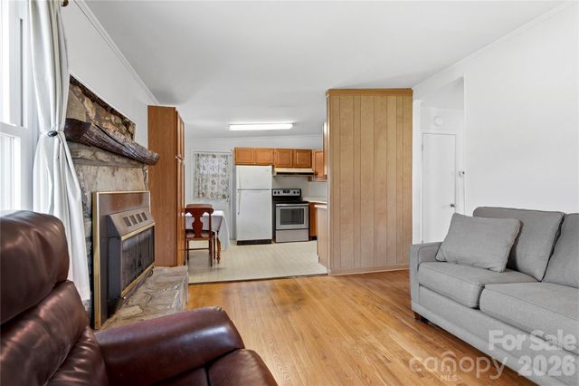 429 Jack Street, Hendersonville, NC 28792