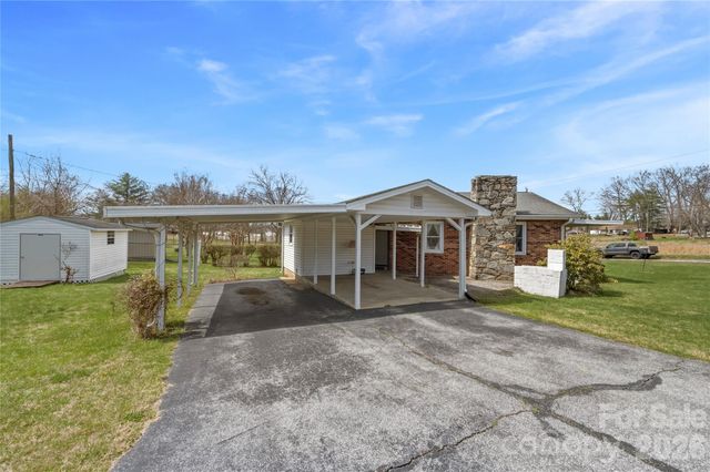 429 Jack Street, Hendersonville, NC 28792