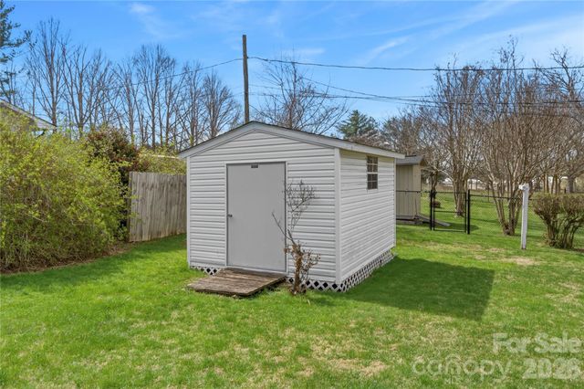 429 Jack Street, Hendersonville, NC 28792