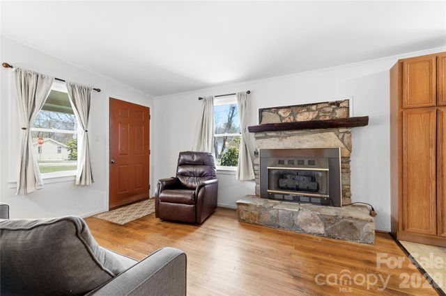 429 Jack Street, Hendersonville, NC 28792