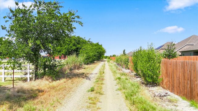 2109 Draco Drive, Haslet, TX 76052