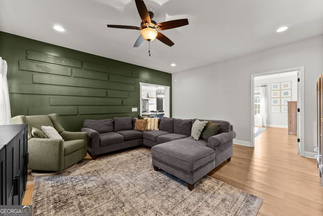 31 Dockmore Road, Cleveland, GA 30528