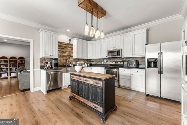 31 Dockmore Road, Cleveland, GA 30528