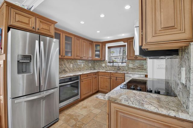 711 NE Harbour Terrace 3120, Boca Raton, FL 33431