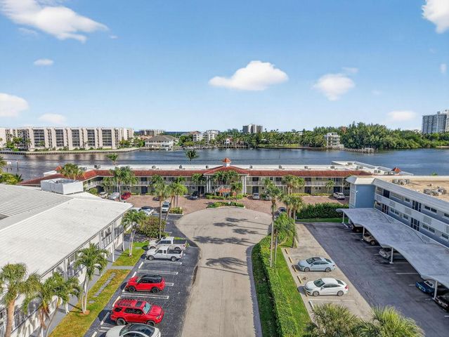 711 NE Harbour Terrace 3120, Boca Raton, FL 33431