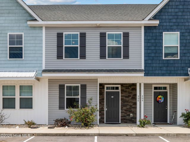 306 Starfish Lane, Sneads Ferry, NC 28460