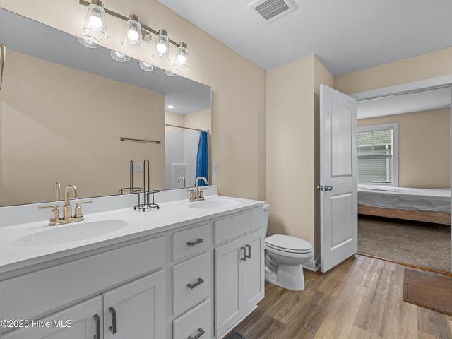 306 Starfish Lane, Sneads Ferry, NC 28460