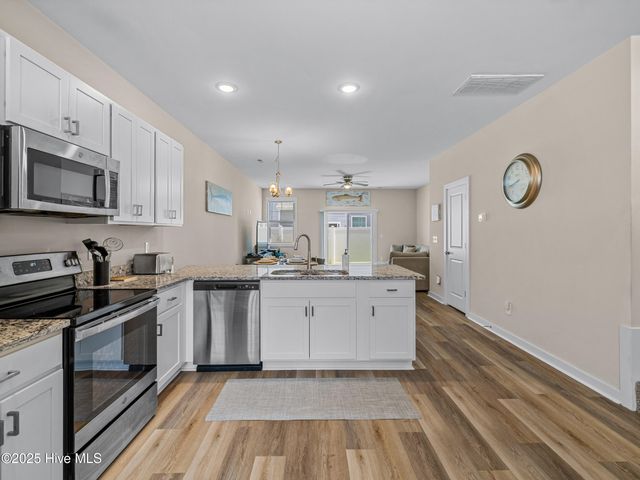 306 Starfish Lane, Sneads Ferry, NC 28460