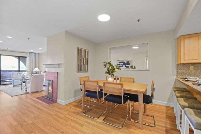 1 Laurel 102, San Carlos, CA 94070