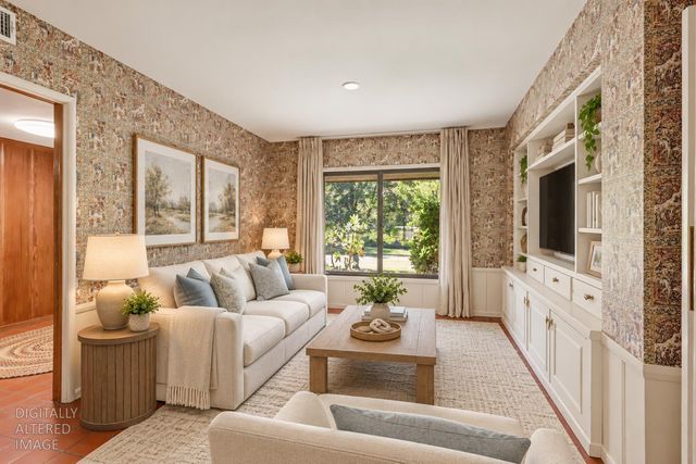 440 Mills Rd, Sacramento, CA 95864