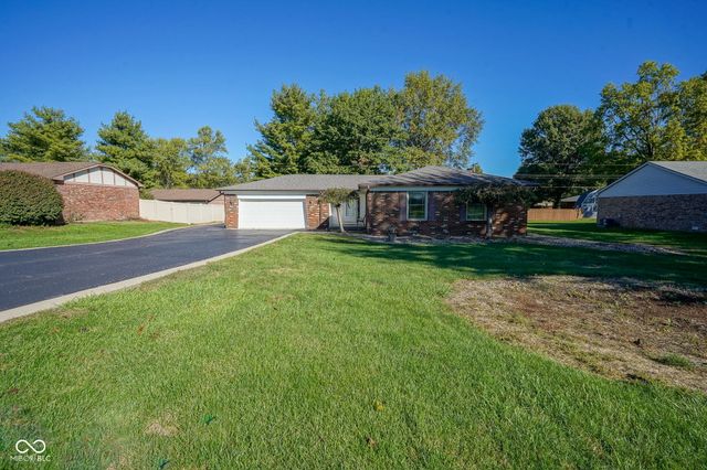 8604 E Edgewood Avenue, Indianapolis, IN 46239
