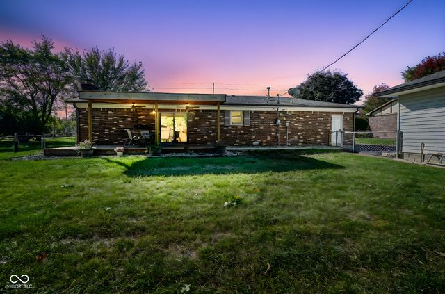 8604 E Edgewood Avenue, Indianapolis, IN 46239