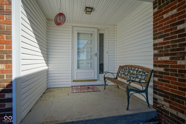 8604 E Edgewood Avenue, Indianapolis, IN 46239