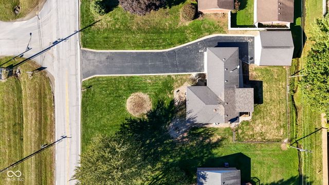 8604 E Edgewood Avenue, Indianapolis, IN 46239