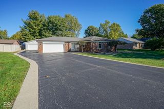 8604 E Edgewood Avenue, Indianapolis, IN 46239