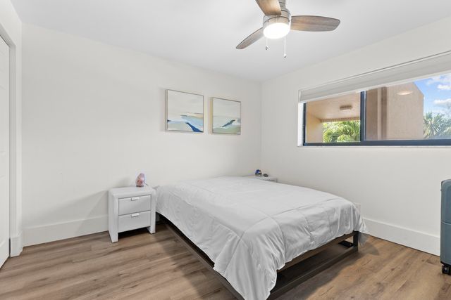 4491 CRYSTAL LAKE Drive 204C, Deerfield Beach, FL 33064