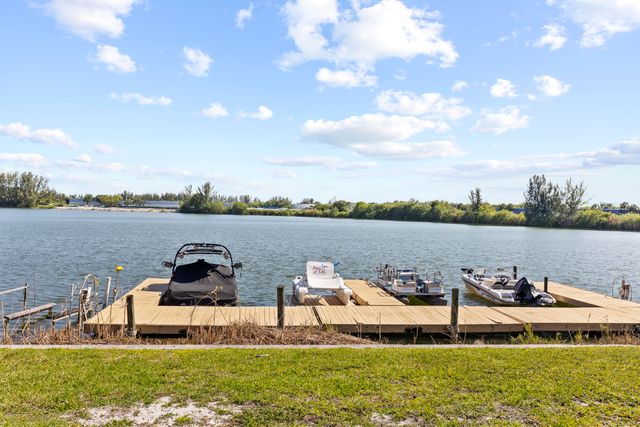 4491 CRYSTAL LAKE Drive 204C, Deerfield Beach, FL 33064