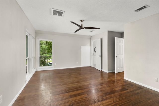 1014 Riverlace Drive, Houston, TX 77079