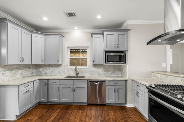 1014 Riverlace Drive, Houston, TX 77079