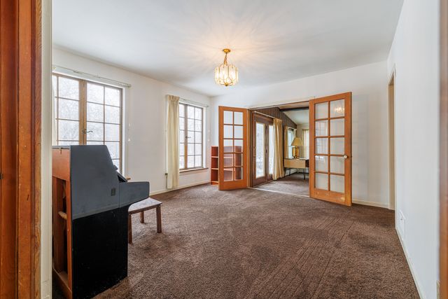 206 N Bonnie Brae Avenue, Elmhurst, IL 60126