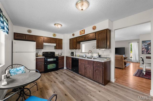 1119 Napoleon Drive, Bonne Terre, MO 63628