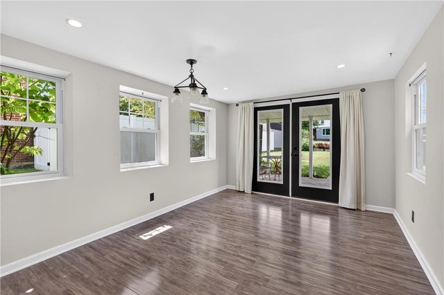 23 Harrison St, Emmaus Boro, PA 18049