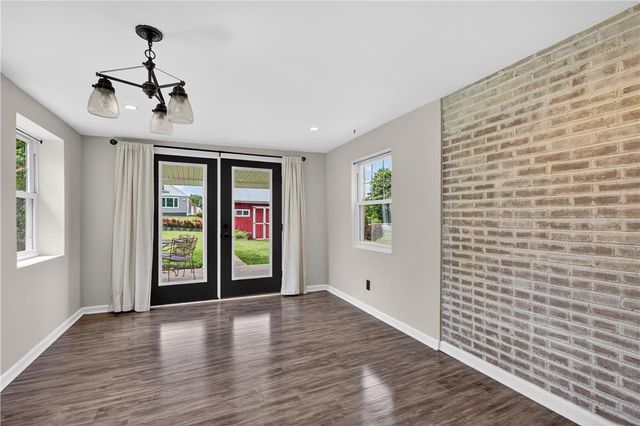 23 Harrison St, Emmaus Boro, PA 18049
