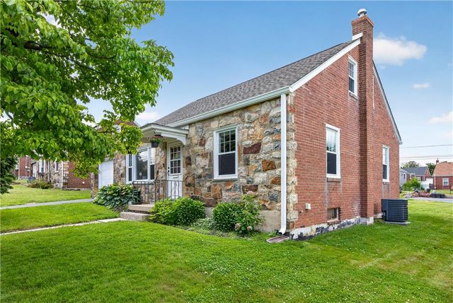 23 Harrison St, Emmaus Boro, PA 18049