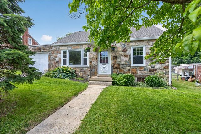 23 Harrison St, Emmaus Boro, PA 18049