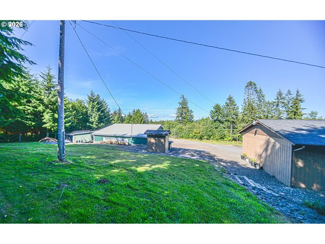 27340 PARKDALE Rd, Rainier, OR 97048