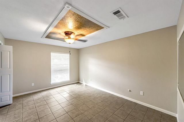 6911 Pine Vista Lane, Houston, TX 77092