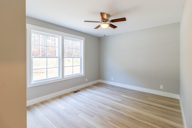 2172 S Riverbend Road, Dalton, GA 30721