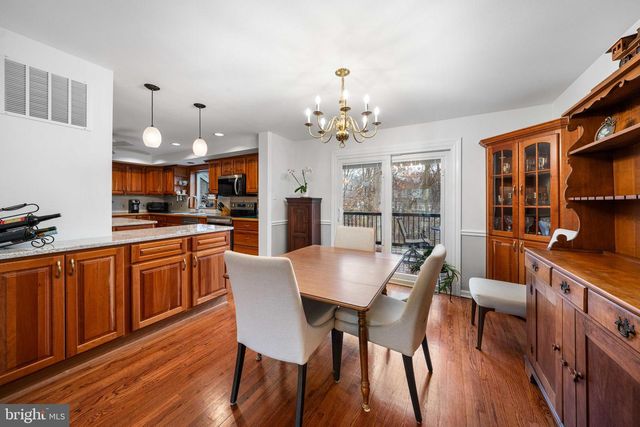 105 CHAPEL HILL DR, Newark, DE 19711