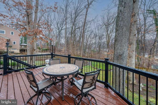 105 CHAPEL HILL DR, Newark, DE 19711