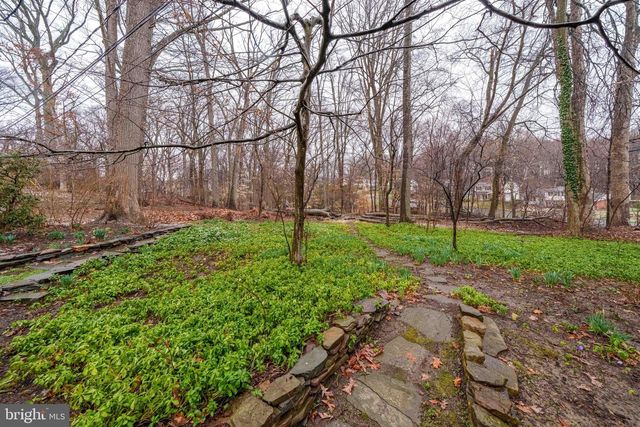 105 CHAPEL HILL DR, Newark, DE 19711