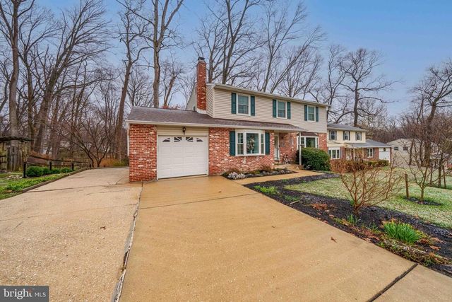 105 CHAPEL HILL DR, Newark, DE 19711