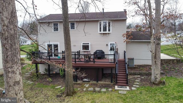 105 CHAPEL HILL DR, Newark, DE 19711