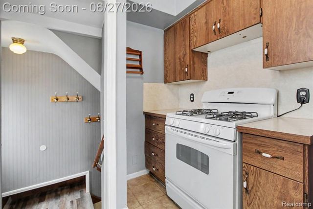 7785 Huron Street, Taylor, MI 48180