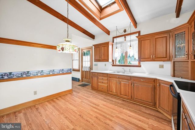 194 WALNUT ST, Lebanon, PA 17042