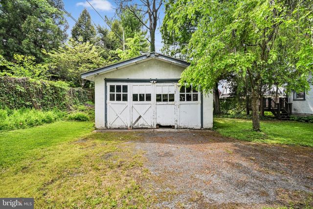 194 WALNUT ST, Lebanon, PA 17042
