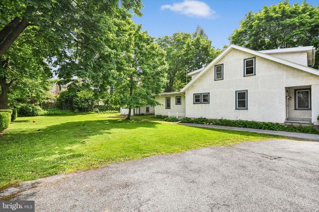 194 WALNUT ST, Lebanon, PA 17042